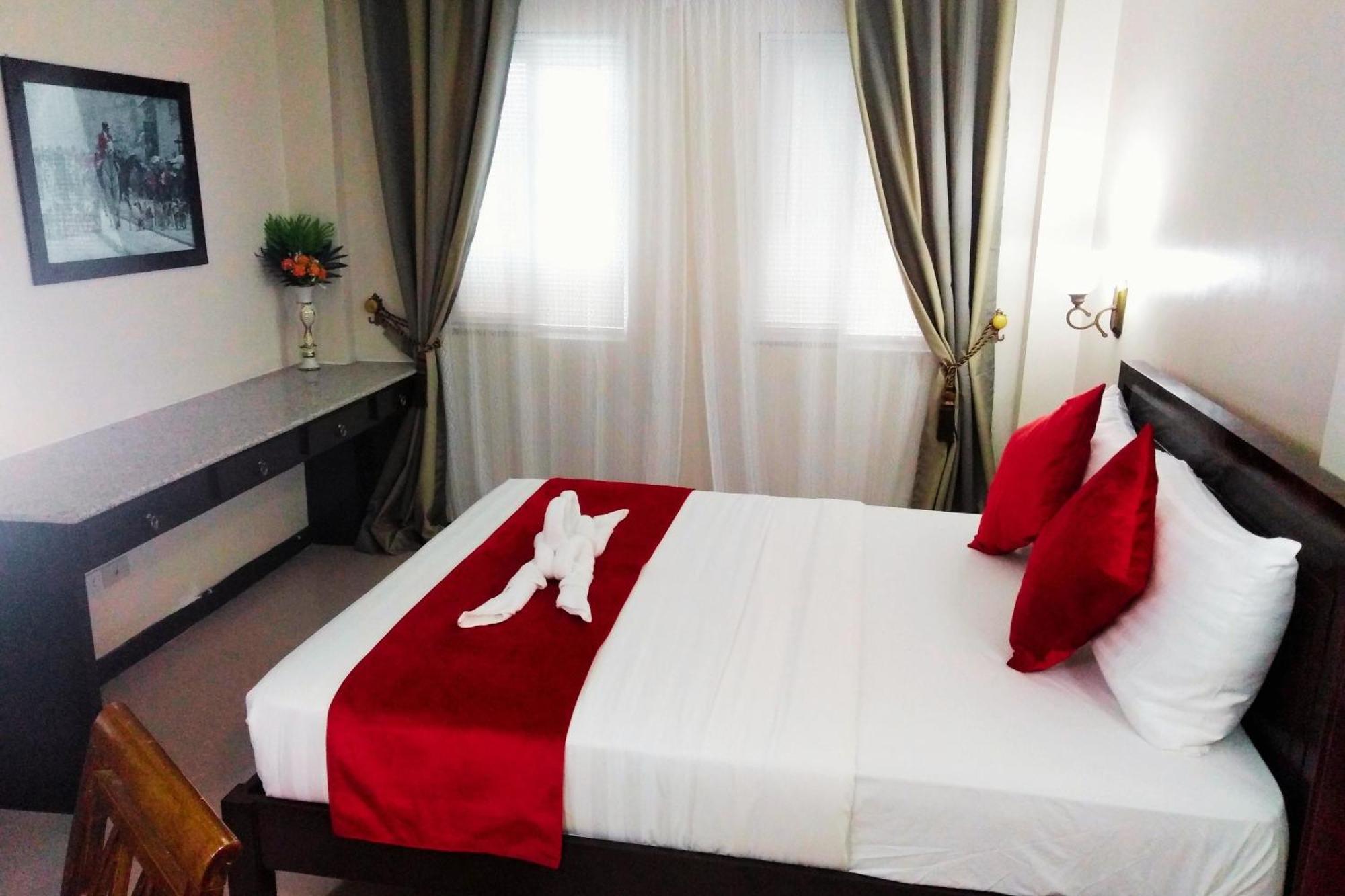 Venezia Suites Hotel Iloilo Camera foto