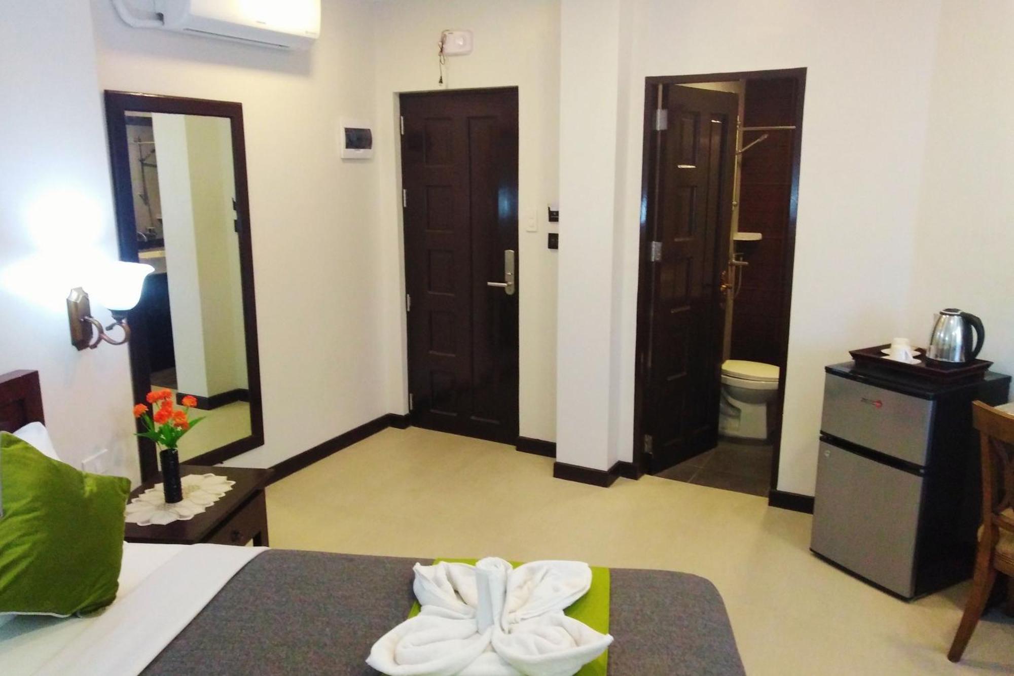 Venezia Suites Hotel Iloilo Camera foto