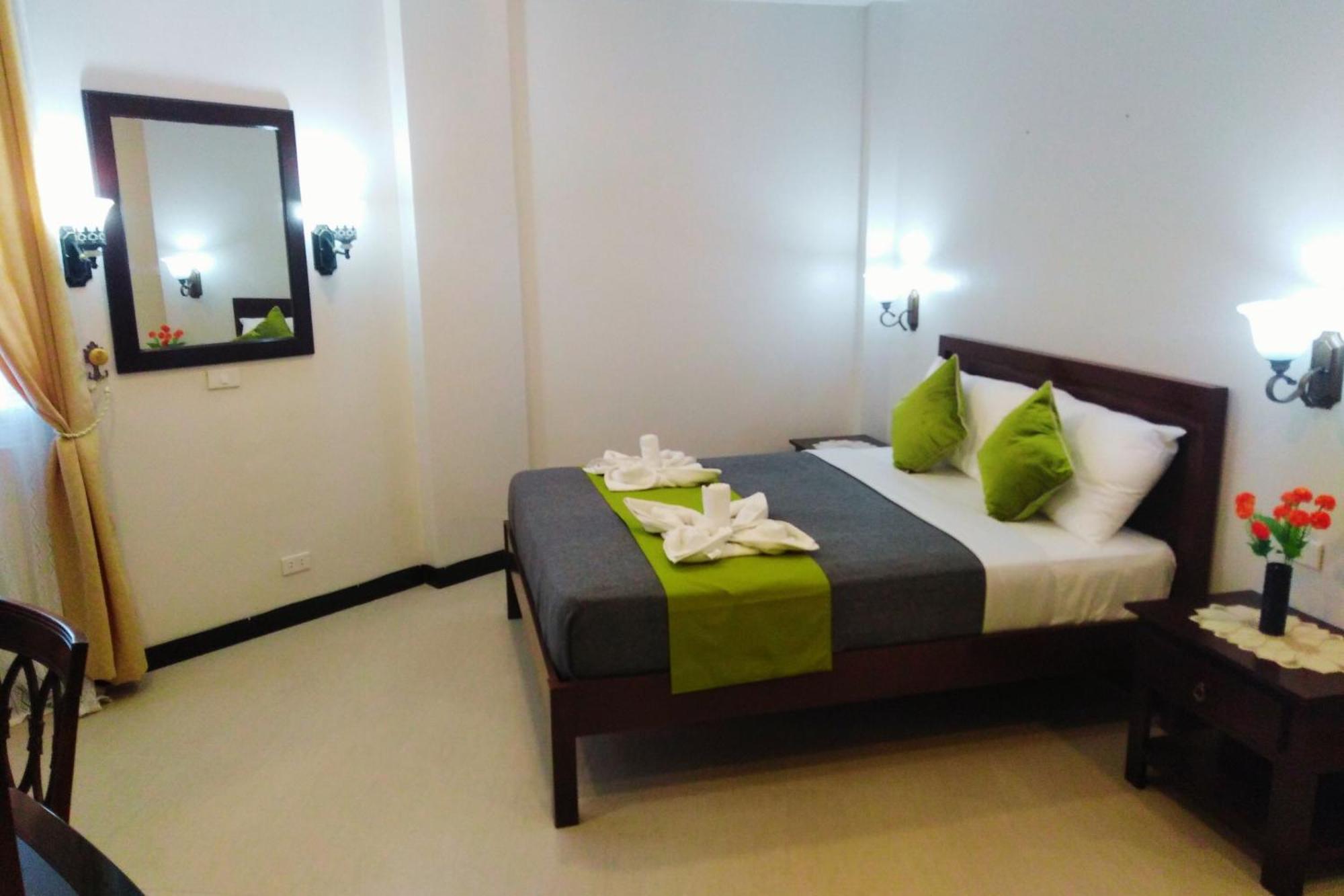 Venezia Suites Hotel Iloilo Camera foto