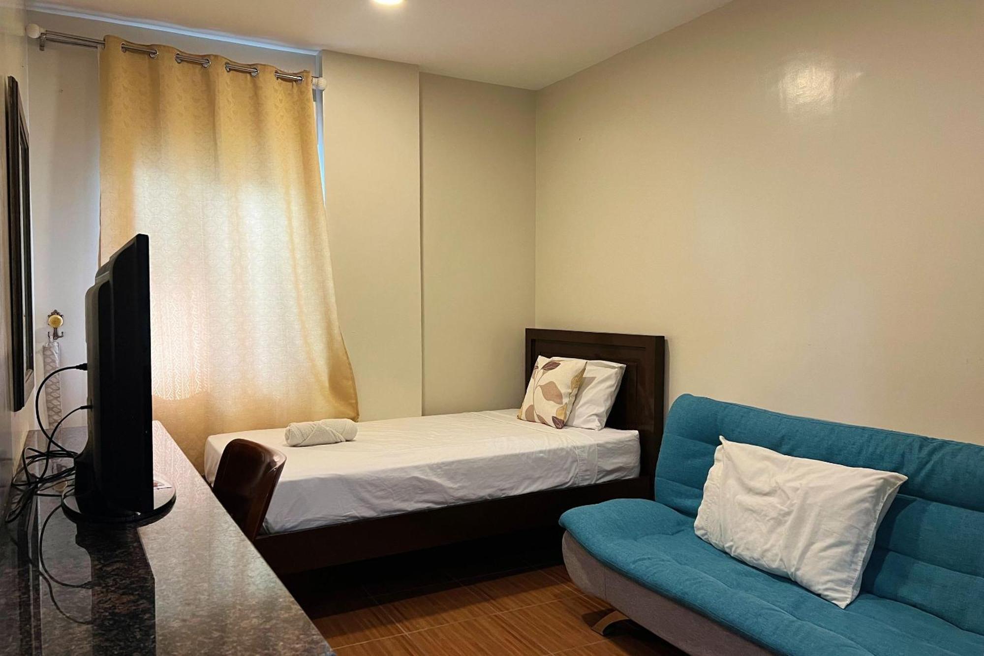Venezia Suites Hotel Iloilo Camera foto