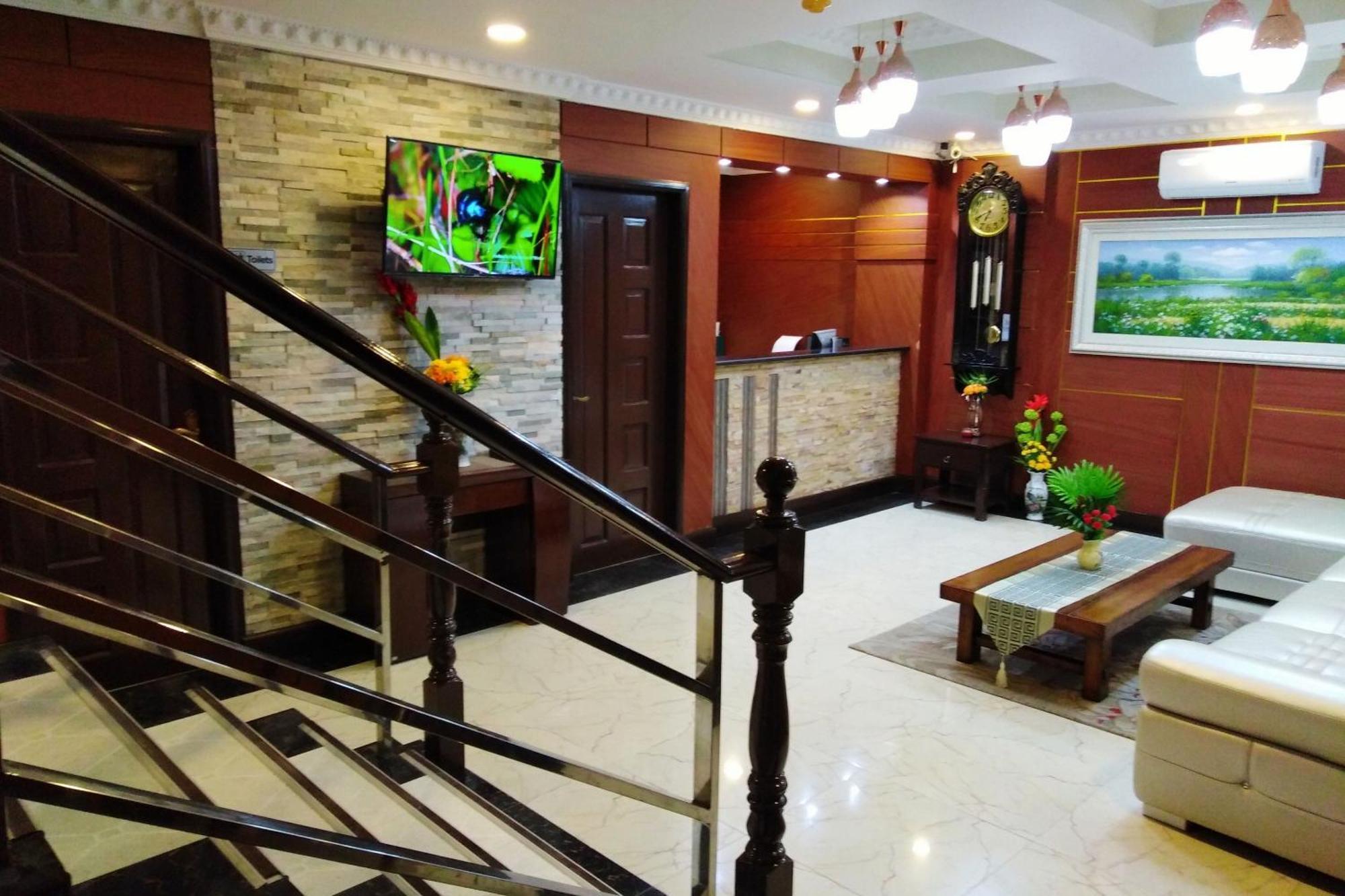 Venezia Suites Hotel Iloilo Esterno foto